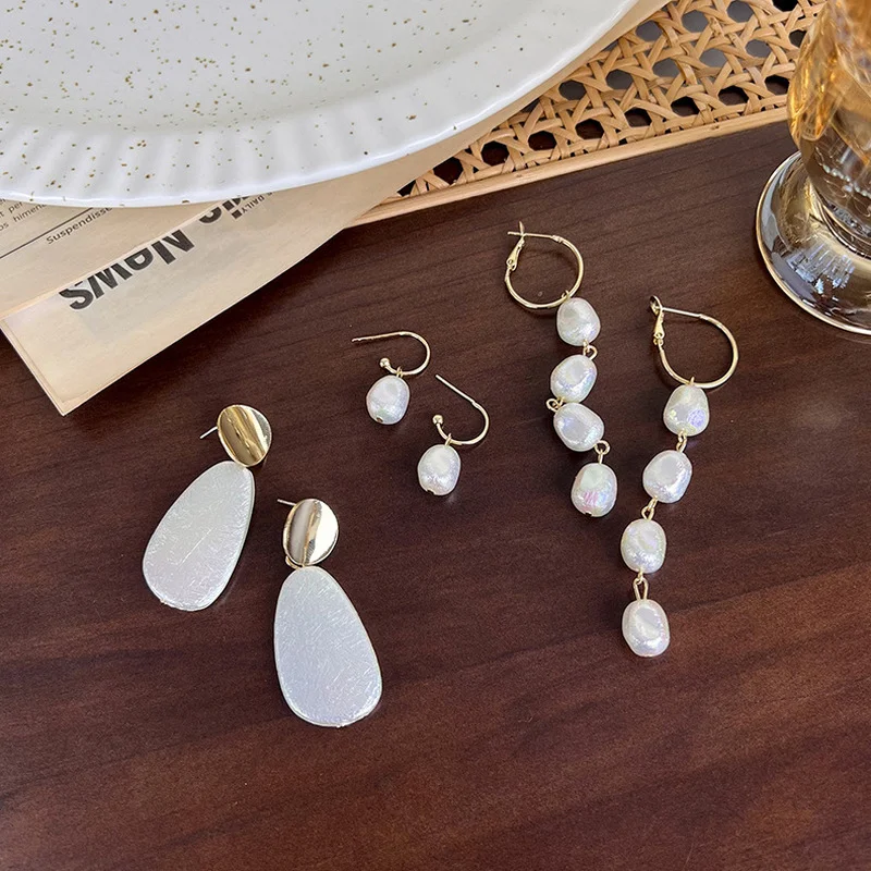 

Minar Sweet 3 Designs Irregular Imitation Pearl Earring for Women Geometrical Baroque Pearls Long Dangle Earrings Daily Jewelry