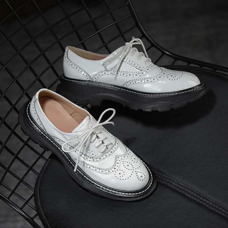 

New Women Flats British Style Oxfords Round Toe Spring Patent Leather Derby Retro Lace Up Brogue Shoes Zapatos