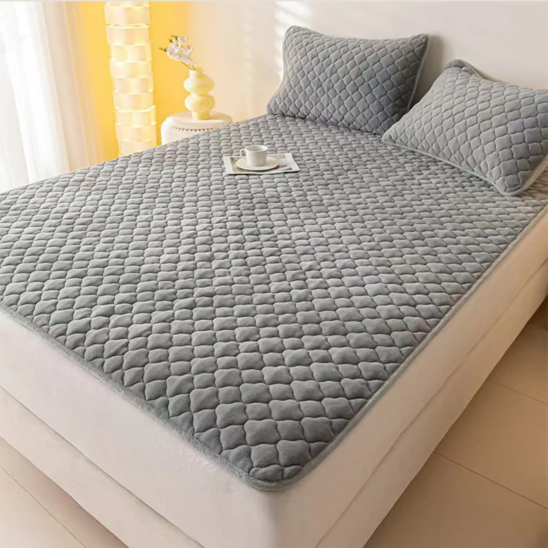 Зимние теплые молочные бархатные наматрасники Толстые для кровати Покрывало
