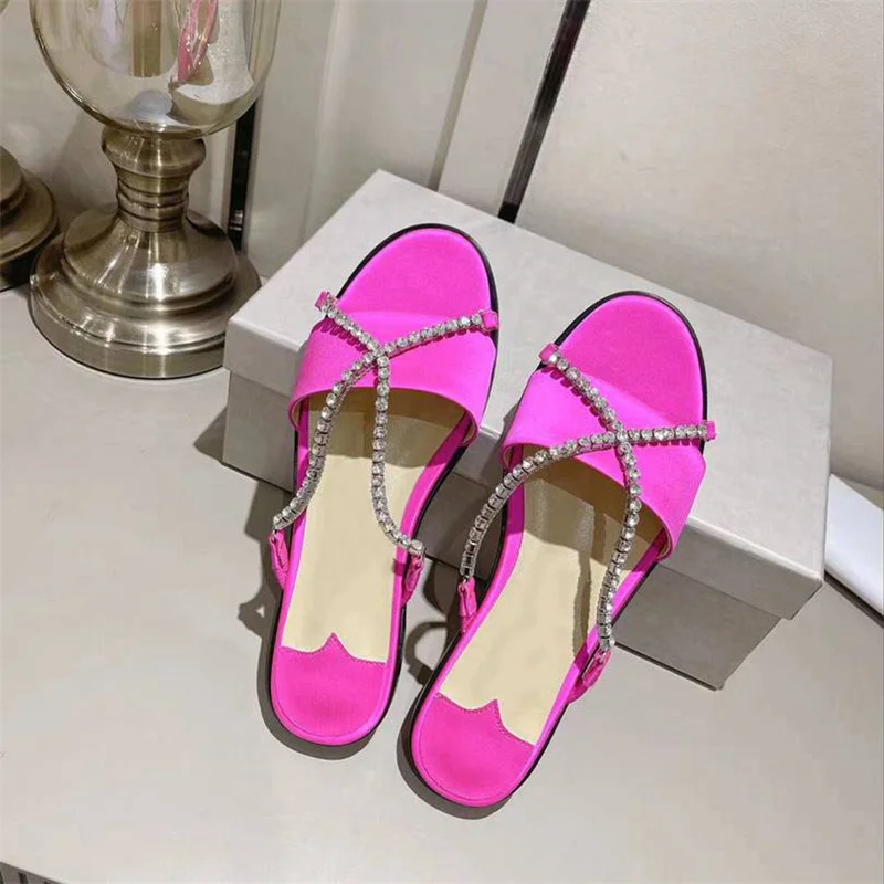 

Шлепанцы женские из натуральной кожи, брендовые сандалии с круглым носком, без застежки, на цепочке, плоская подошва, Дизайнерские повседневные летние пляжные Тапочки