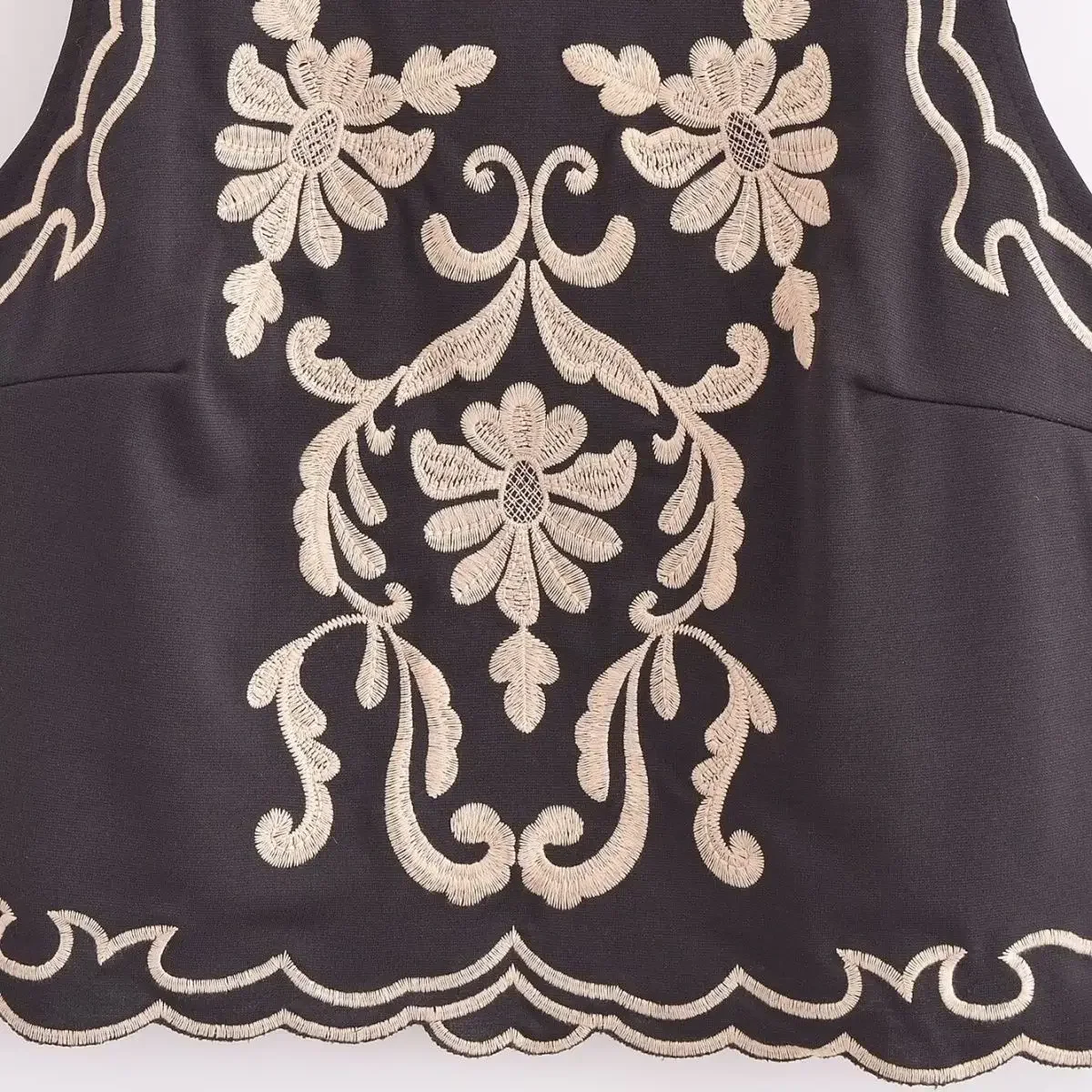 2024 летний новый женский модный универсальный простой жилет с вышивкой в стиле