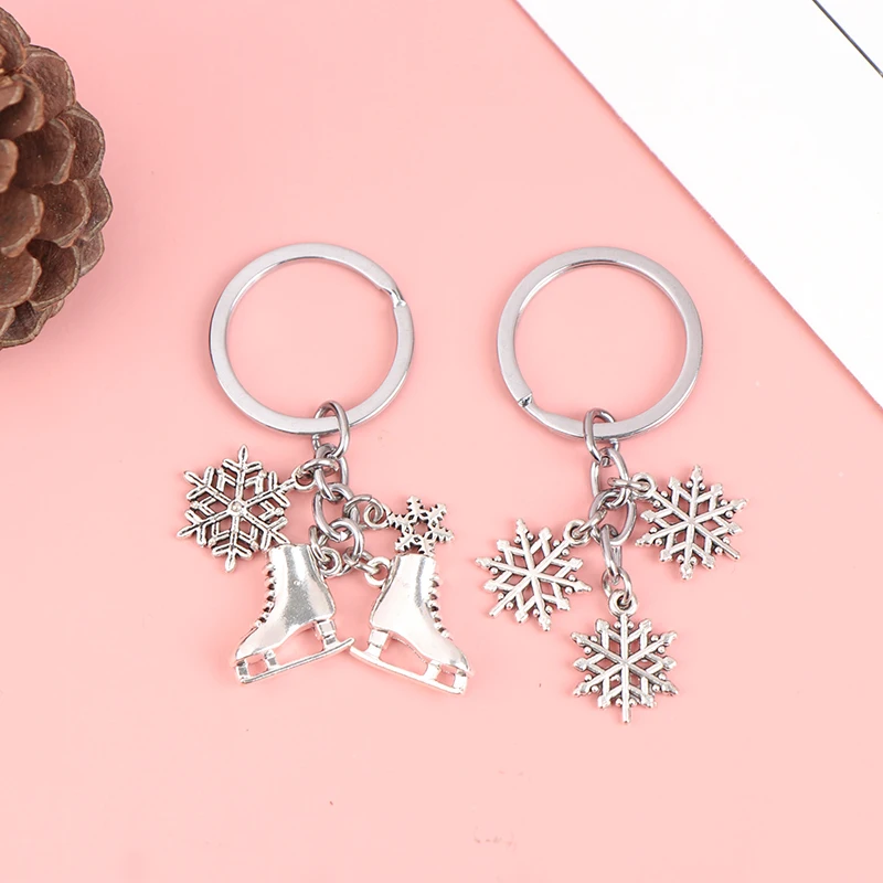 

Silver Zircon 3D Skate Snowflake Pendant Keychain White Enamel Luxury Blue Crystal Gift Winter Gift Woman Man Key Ring