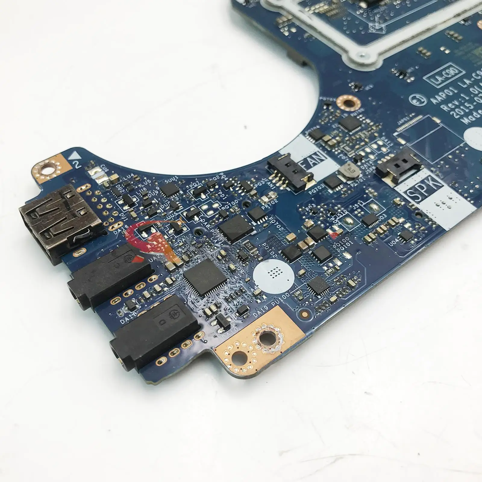 Рисунок 4 - Материнская плата для ноутбука Dell alienware 13 R2