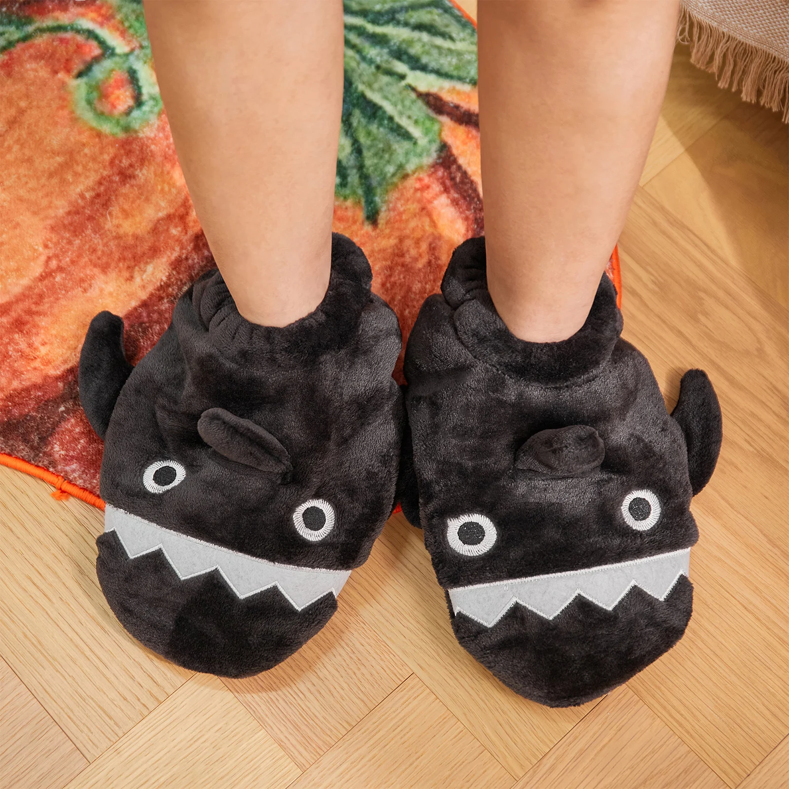 

Funny Shark Slippers Winter Warm Funny Shark Slides Furry House Shoes Covers Costume Accessory
