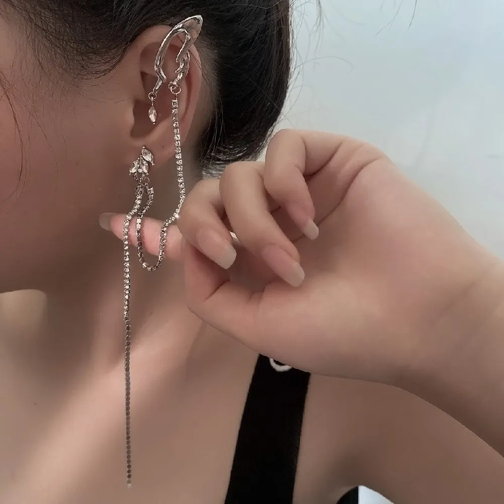 

Asymmetrical Elves No Piercing Fake Cartilage Earrings for Women Egirl Crystal Tassel Clip on Earring Korea Creative Jewelry