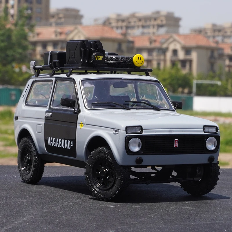 

1/18 литые внедорожники LADA NIVA модель автомобиля из сплава детские игрушки для мальчиков детские игрушки