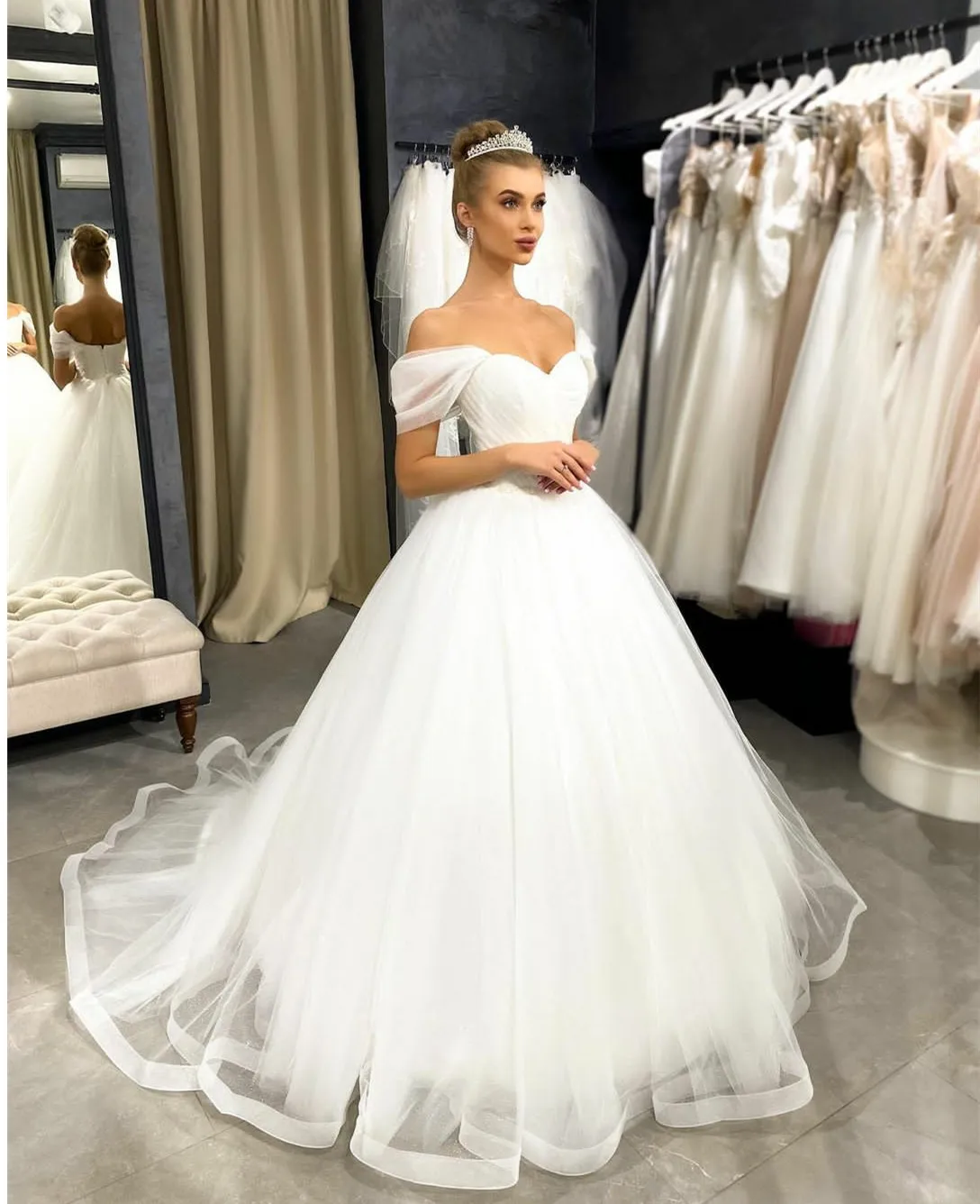Elegant Long Sweetheart A-Line Wedding Dresses Princess Ivory Off Shoulder Tulle Bridal Dresses With Train Robe De Mariage