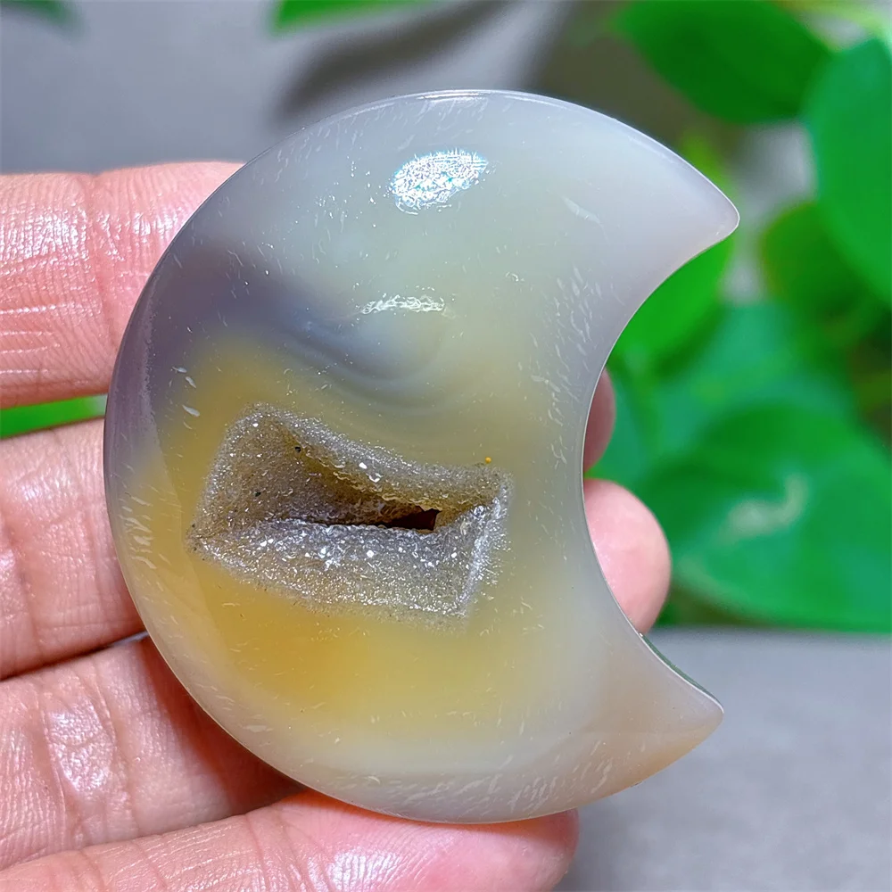 Натуральный камень агат для дома