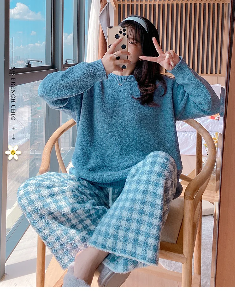 Pajamas Set Women Winter Thickening Warm Soft  Autumn long-sleeved Trousers Round Neck Plaid Solid Feather Yarn Suit Sleepwear