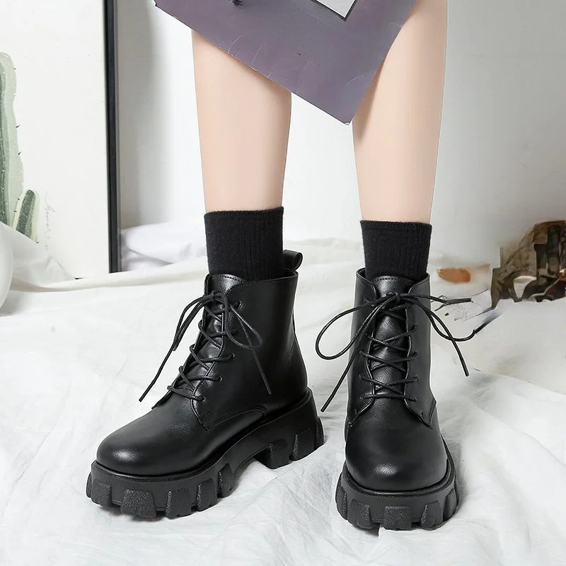 

Black Patent Leather Ankle Boots for Women Autumn Winter 2021 Punk Chunky Platform Motorcycle Boots Woman Lace Up Shoes