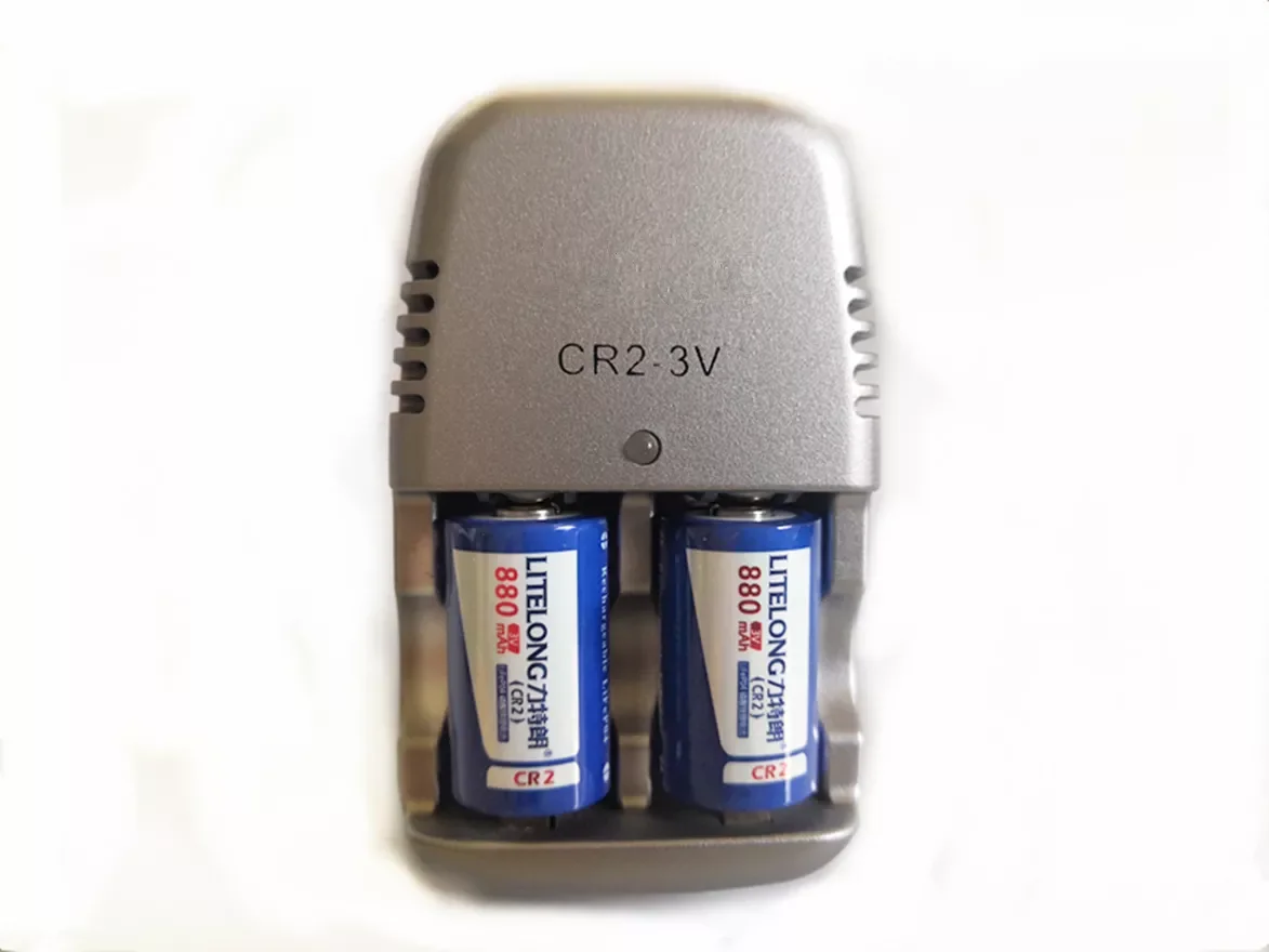 

NEW2023 2PCS Large capacity 880mAh 3v CR2 lithium battery camera rechargeable battery + 1PCS cr2 battery charger
