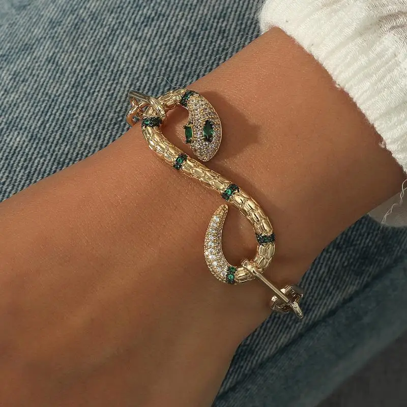 

Fashion Creative Snake Ring Buckle Bracelet for Women Fashion Exquisite Luxury Zircon Bangle Wrist Accessories Jewelry Gift