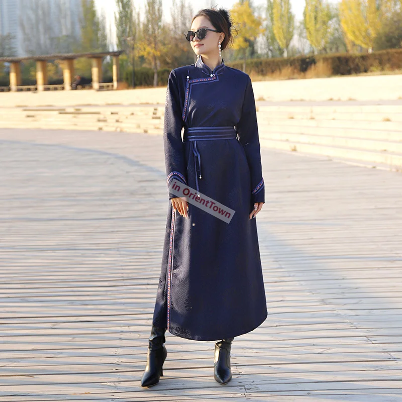 Традиционный монгольский халат