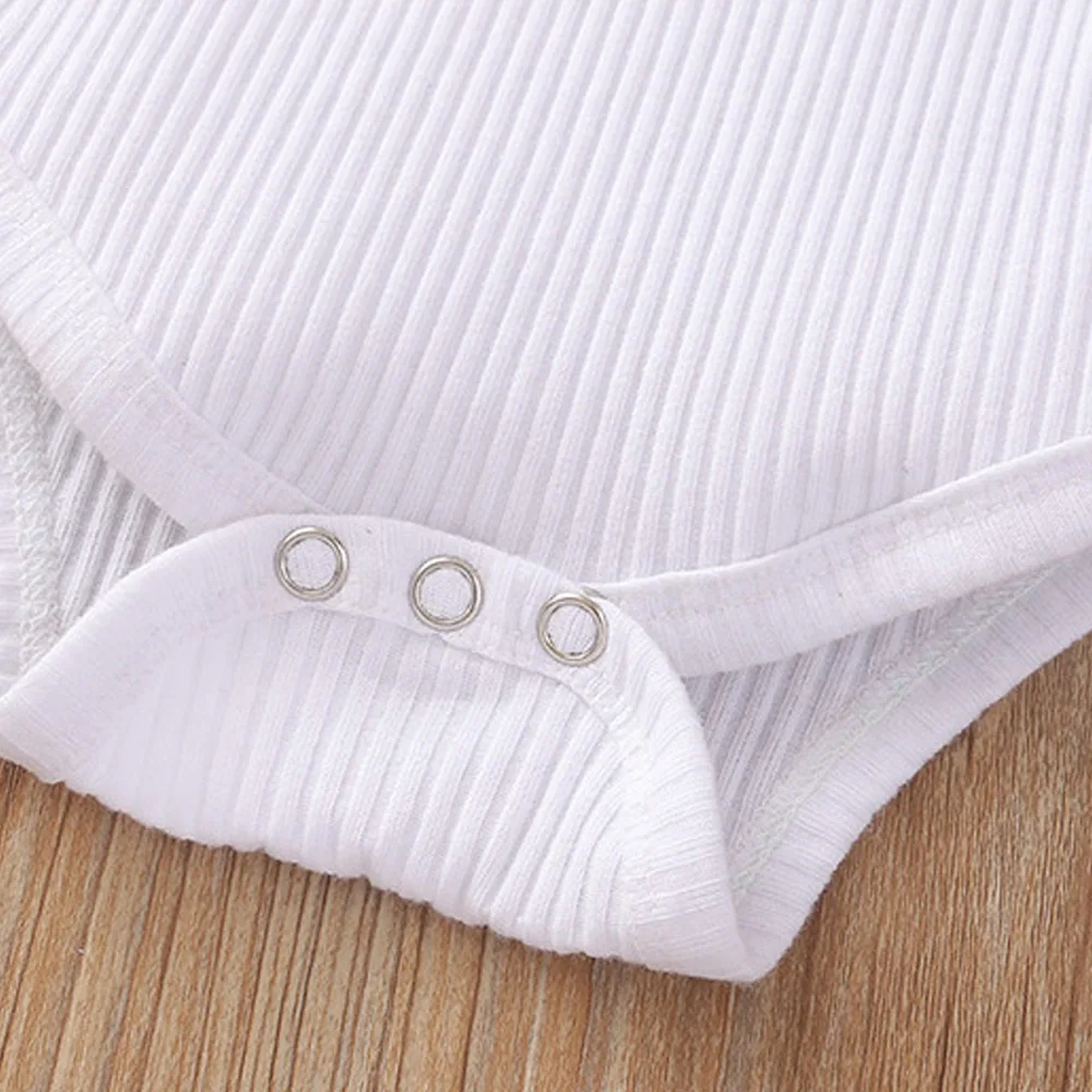 Рисунок 5 - детский комплект одежды для новорожденных