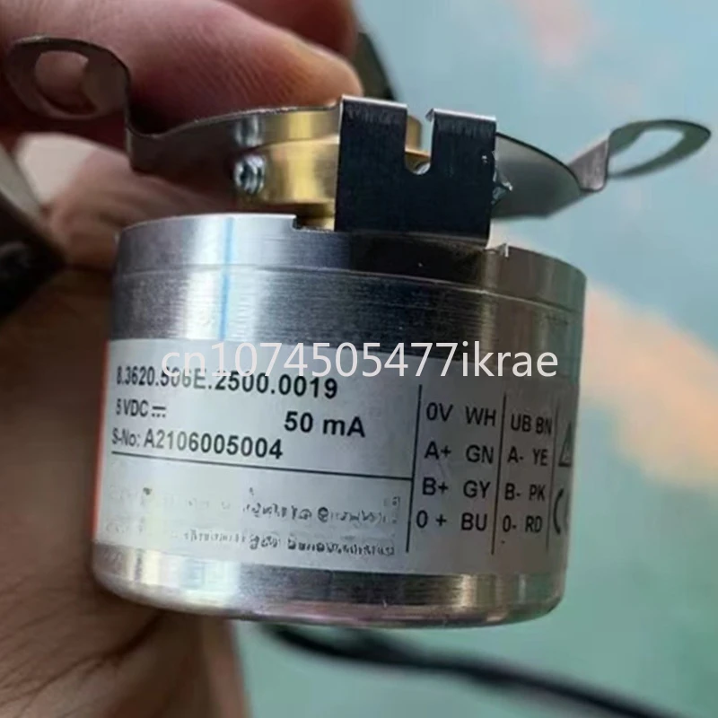 8.3620.506E.2500.0019 Инкрементный фотоэлектрический поворотный энкодер