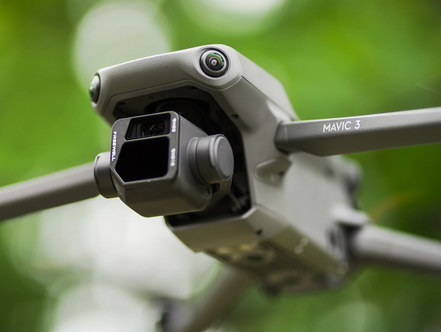 Фильтры Freewell Split ND совместимы с Mavic 3/Mavic 3 Cine/ 3E (не MAVIC CLASSIC)