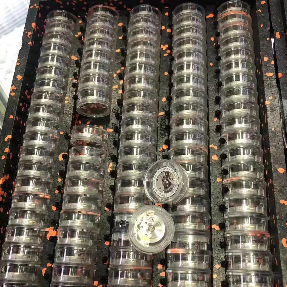 

Механизм часов ETA 2824 механический, для продажи