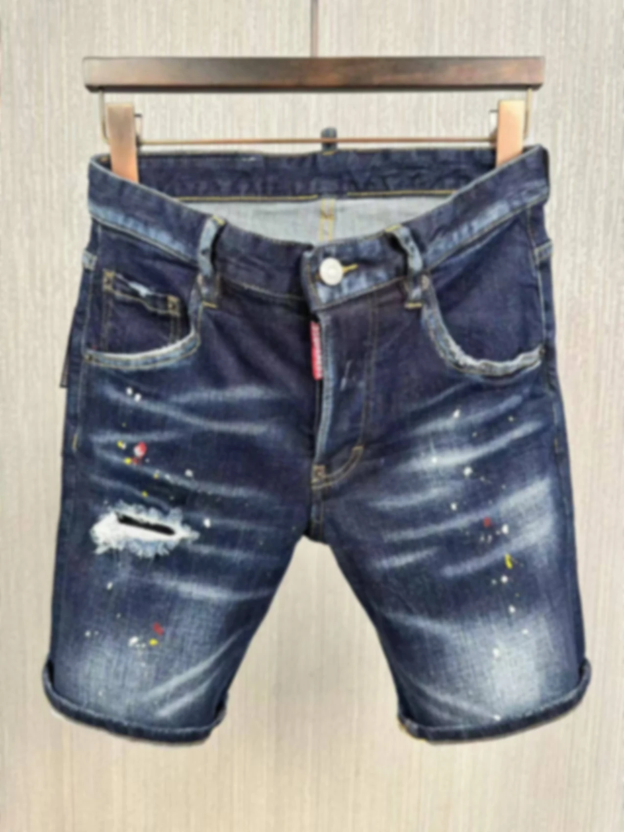 2023 New D2 Jeans Men's Jeans Shorts Fashion Paint Broken Ink Hole Patch Zipper Slim Fit Quarter Shorts
