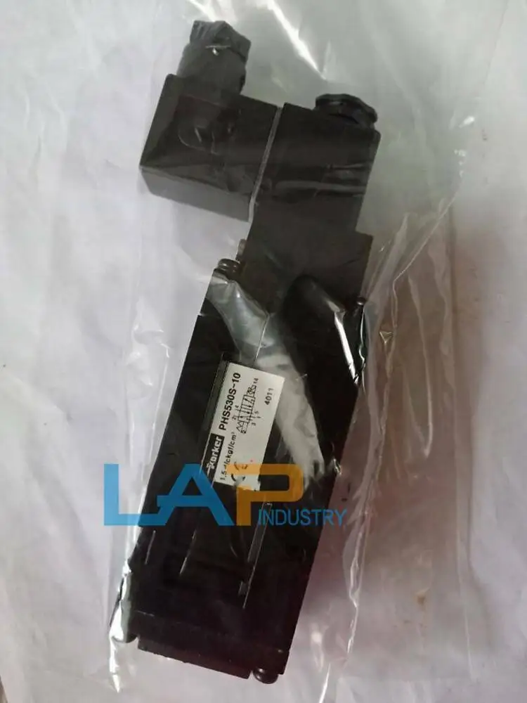 

1PCS NEW FOR PARKER solenoid valve PHS530S-10