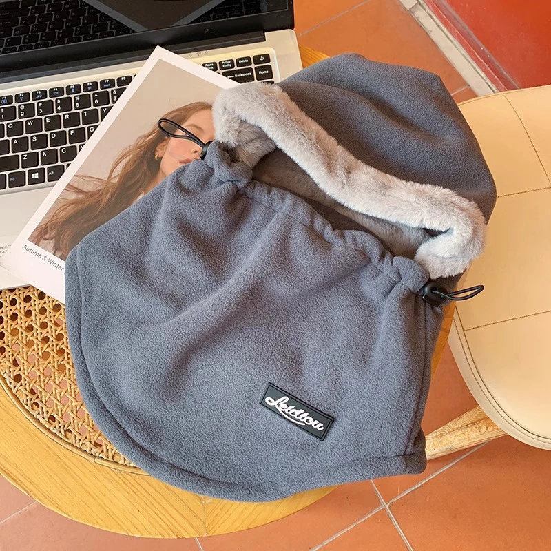 Теплая шапка с капюшоном шарф интегрированная мужская и женская зимняя