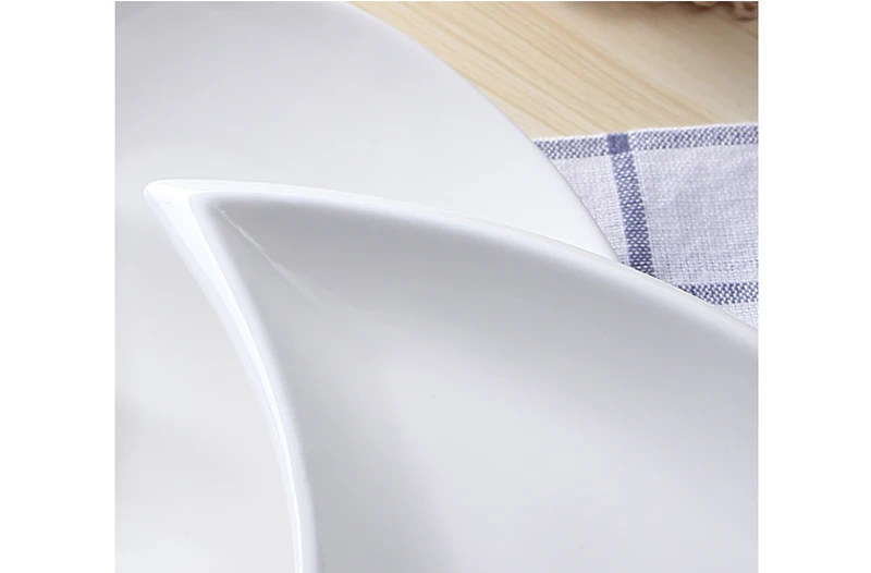 Набор из 2 предметов фарфоровая тарелка для торта с тиснением угловых крыльев