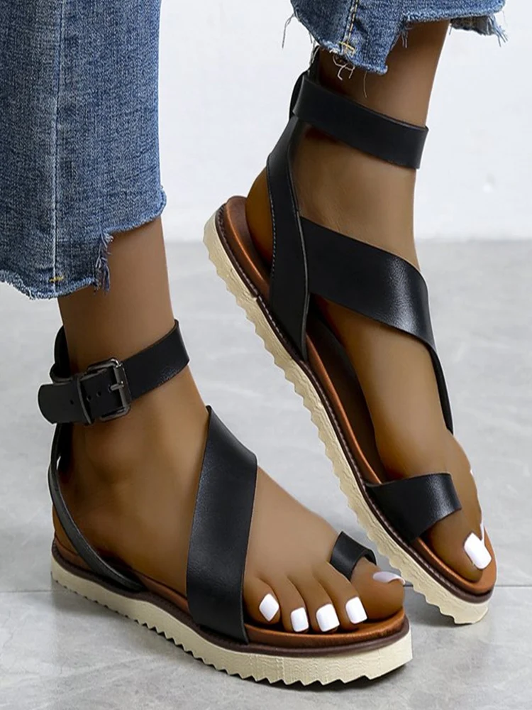 

Women Summer New Trend Flats Sandals 2022 Rome Clip Toe Ladies Shoes Sport Causal Beach Slides Bohemian Open Toe Mujer Zapatos
