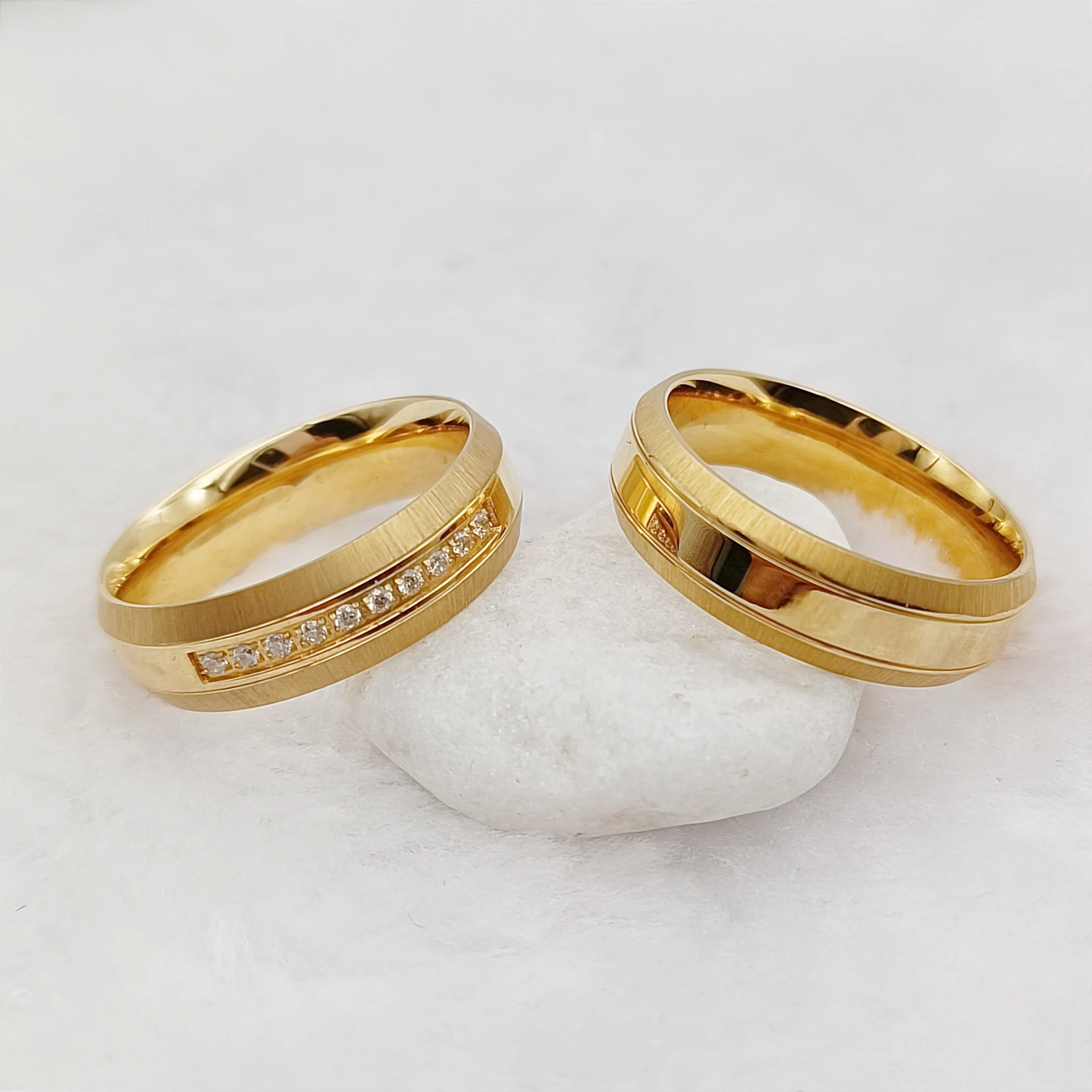 Обручальные кольца для мужчин и женщин из хирургической титановой стали с