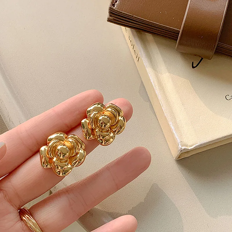 

Квадратные серьги с капающим маслом, Изысканные Золотые мини-серьги, модные серьги, Женские Ювелирные изделия, подарки