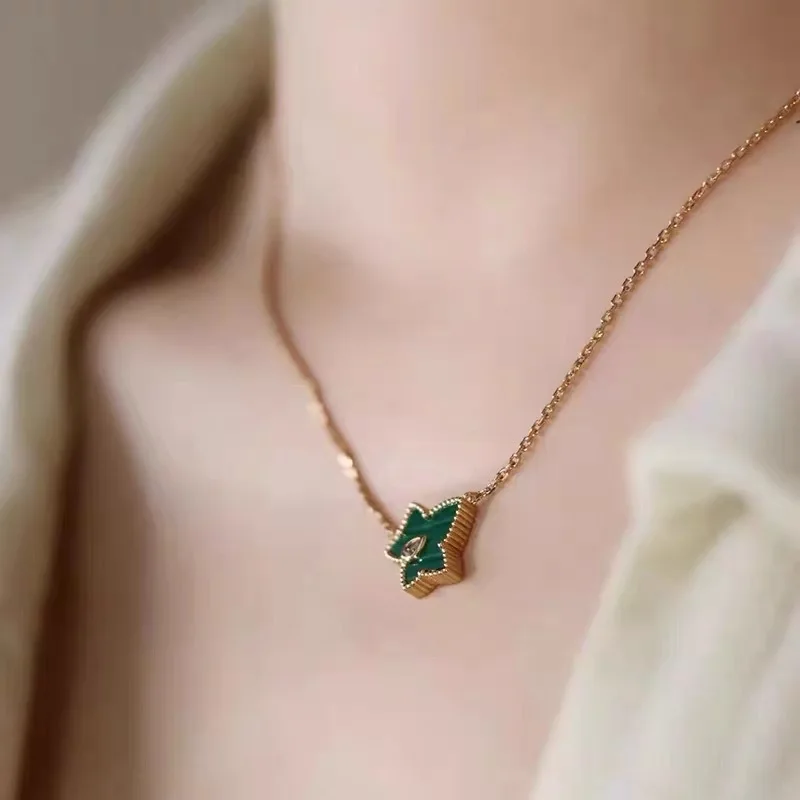 

Titanium Steel Vintage Ivy Maple Leaf Pendant Necklace Women INS Accessories Advanced Sense Girlfriend Gift Jewelry