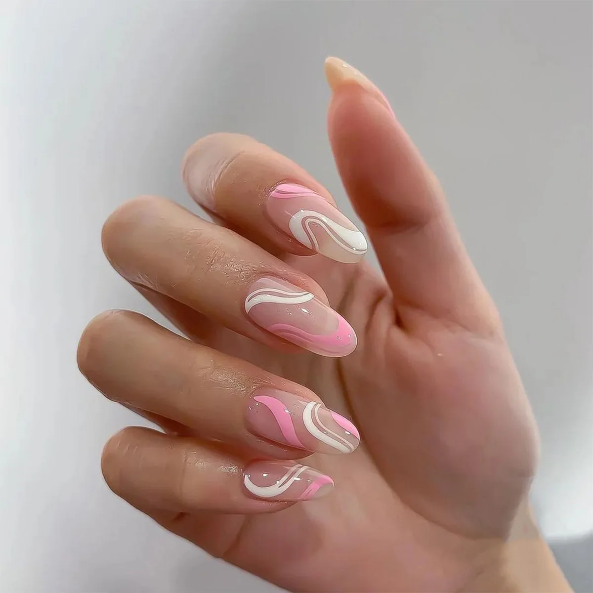 

24Pcs/Box Wave Artifical Nails Fake Nails With Designs Press On Nails French False Nail Ballerina Nail Tips French Tips