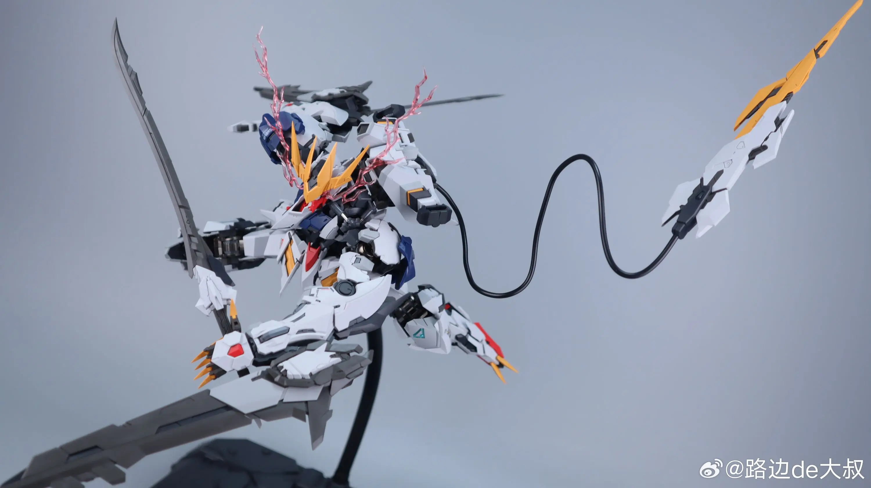 Фото Оригинальный набор для сборки модели-фигурки Wolf King Barbatos Lupus Rex 1/100 из сплава, подарок на день рождения №4