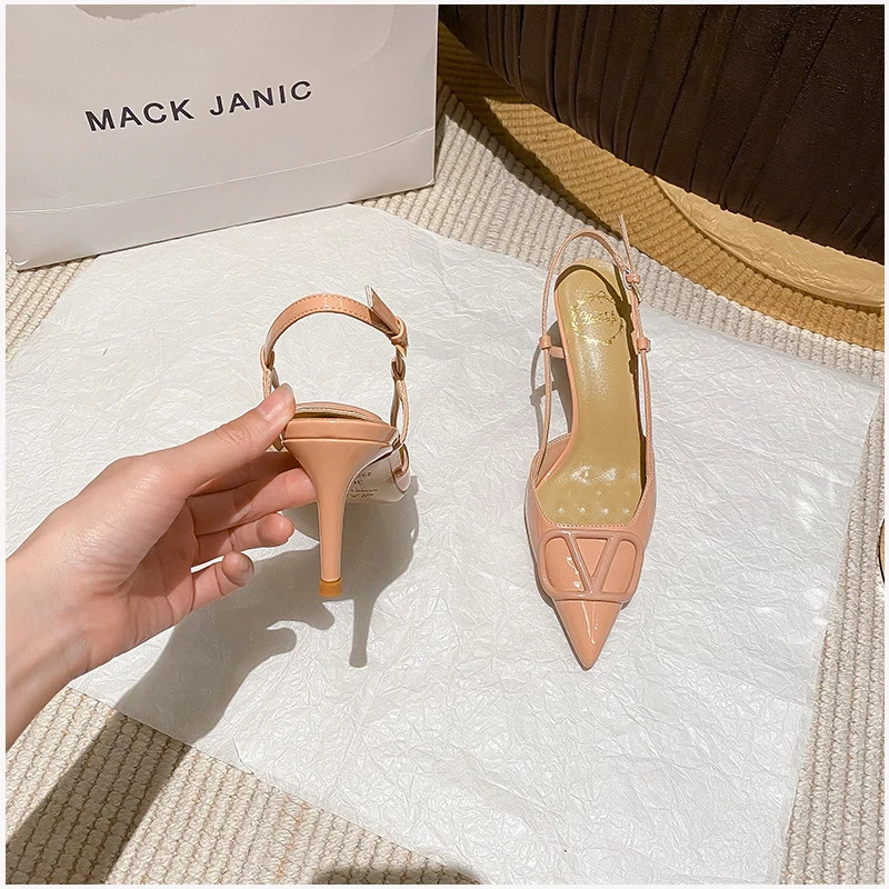 2023 Summer New Women 's Sandals One Button High Heels Fashion Pointed Women's Pumps Sexy and Comfortable Party Women's Shoes