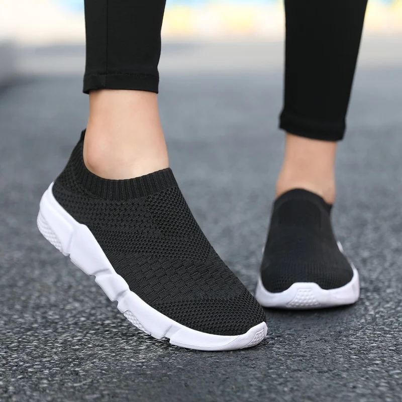 

Women Flat Shoes Black Shoes 2022 New Light Walking Socks Sneakers Summer Casual Chaussures Casual Shoes Oversize