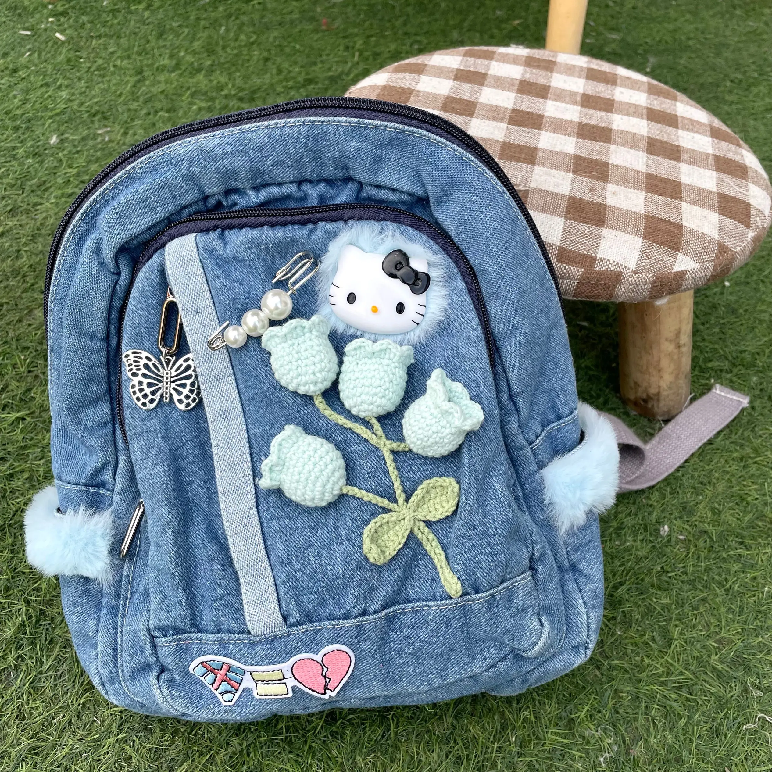 

Anime New Hello Kitty Y2k Kawaii Backpack Sanrio Fashion Personality Cartoon Rose Female Student Denim Backpack
