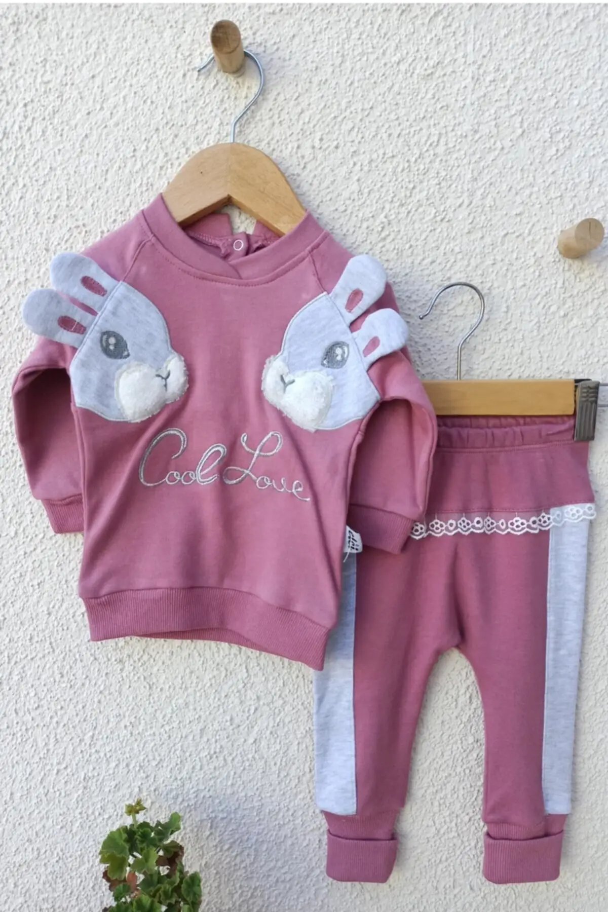 

Newborn Baby Girl Boy Cotton Kids Baby's Clothing Baby girl fuchsia twin rabbit printed team