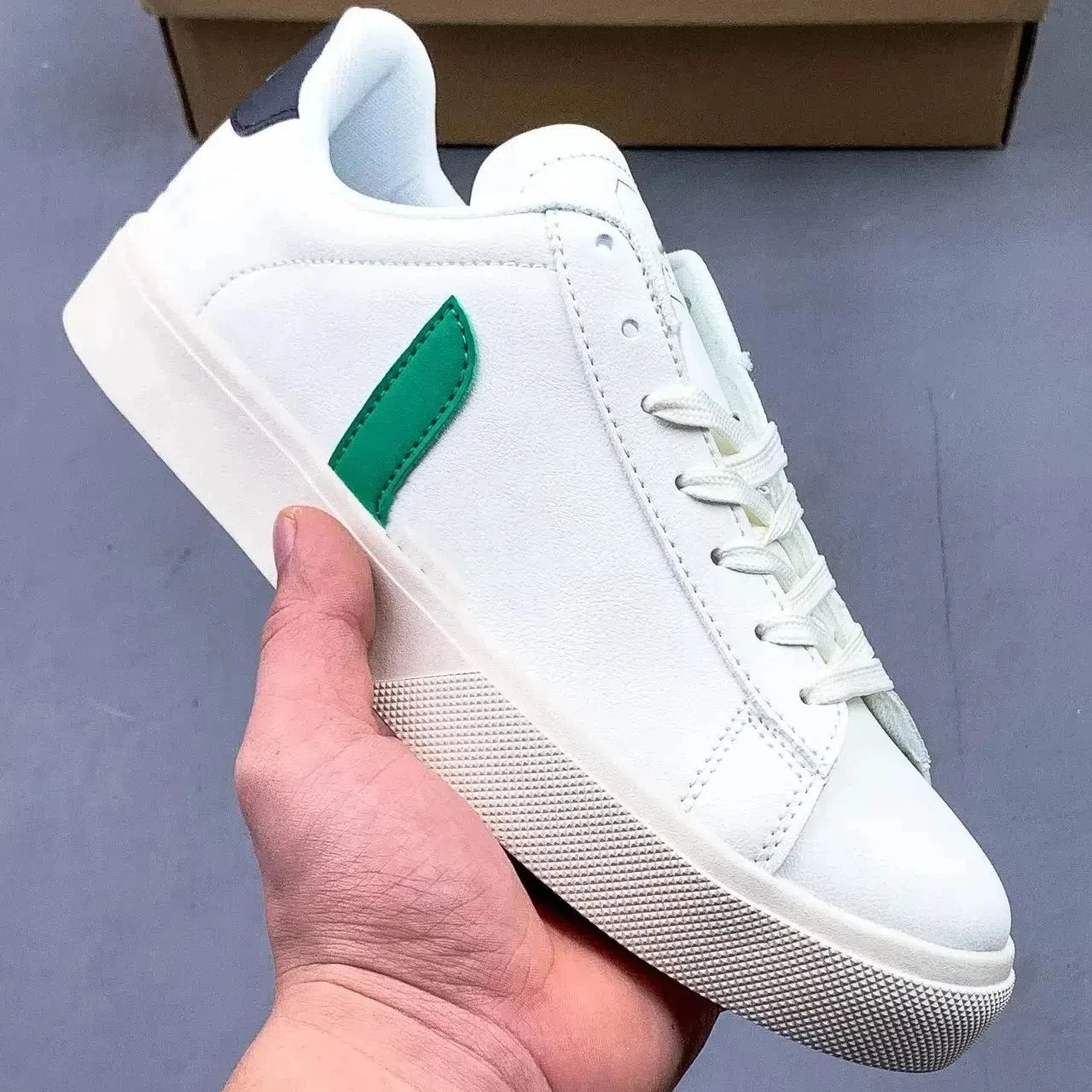 Newest Brand Women Men Sneakers V10 V Letter Stability Breathable Fashion Retro V-Shaped ESPLAR For Unisex Couple Casual Shoes