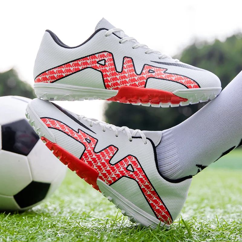 Professional Football Shoes for Men Chuteiras De Futebol Tenis Soccer Hombre Sport Shoes TF/FG Training Adult Cleats35-45EUR