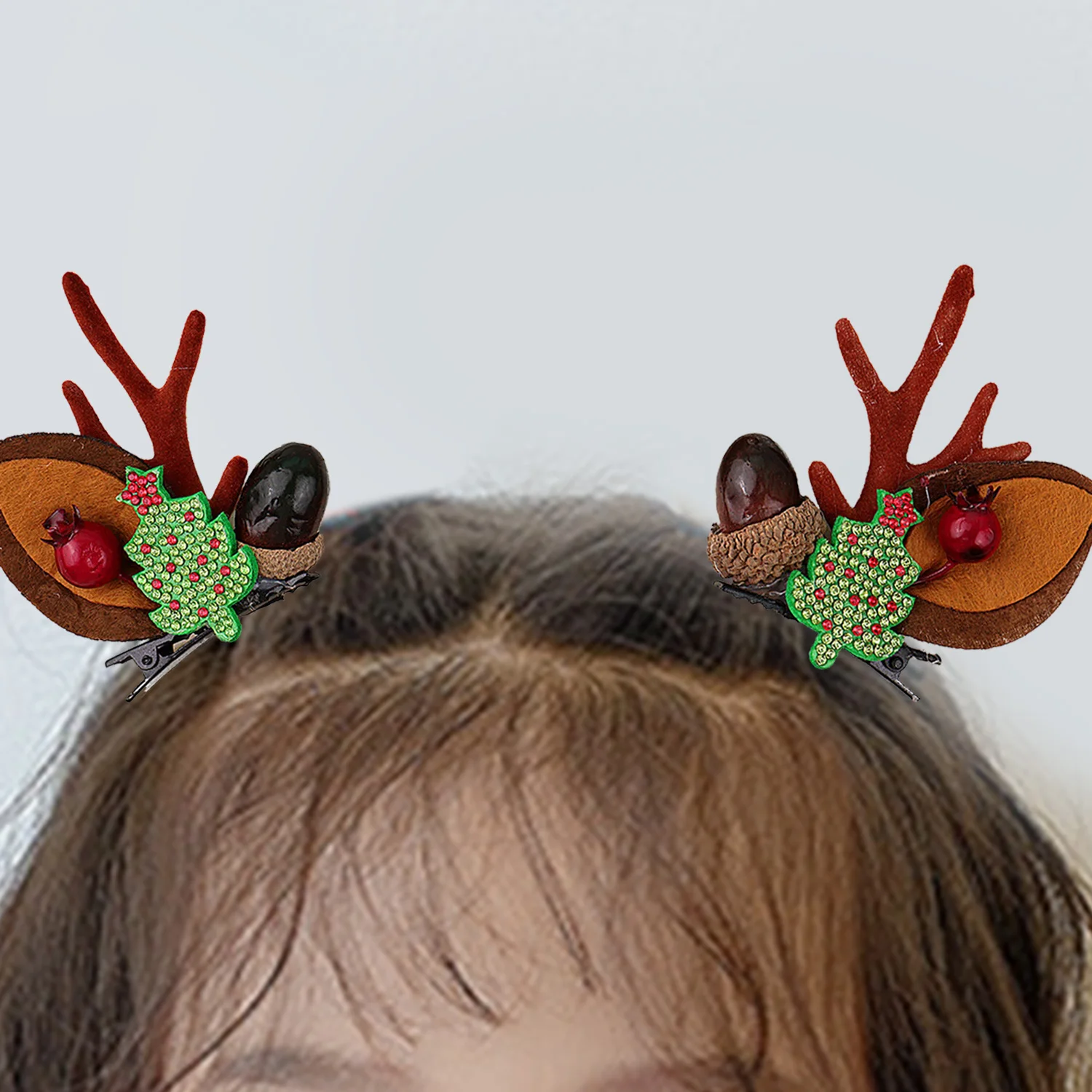 Рисунок 5 - заколки для волос с изображением