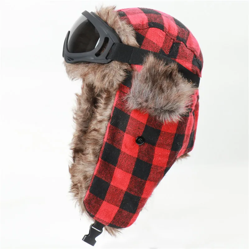 Шапка-ушанка зимняя в клетку с очками | Аксессуары для одежды