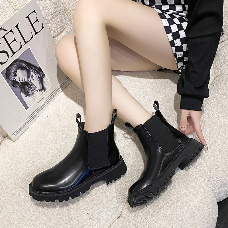 

Women Boots Female 2022 New Chunky Boots Fashion Platform Sole Pouch Ankle Botas Mujer Round Toe Slip-On Botas Altas Mujer