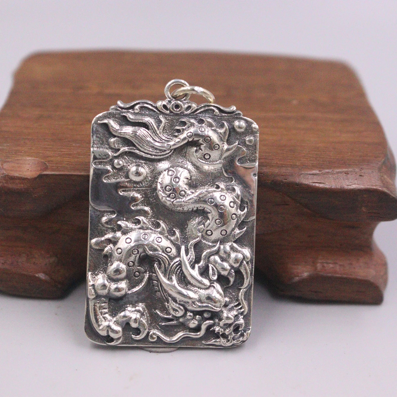 

Кулон из тайского серебра 925 пробы, 54 х31 мм