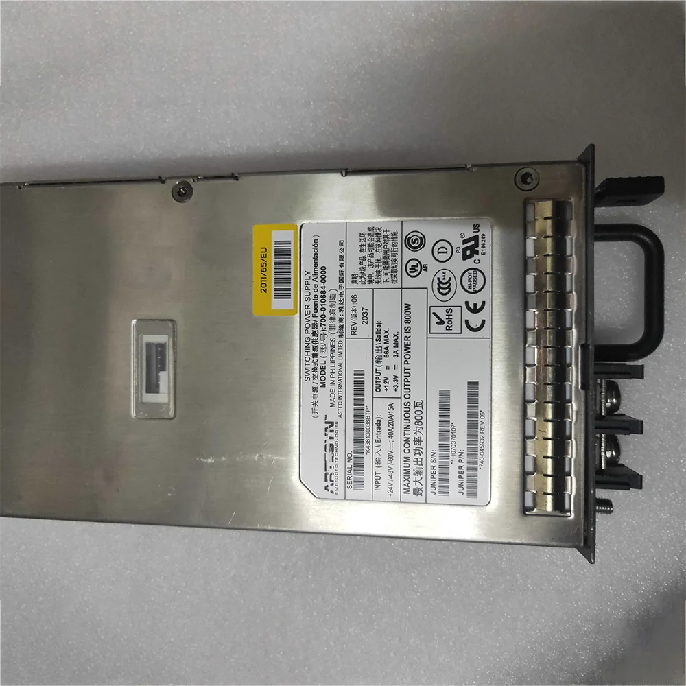 Источник питания для коммутатора Juniper 700-010684-0000 800 Вт 1 шт.