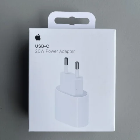 Оригинальный адаптер питания Apple USB-C 20 Вт для iphone 16, 15, 14, 13, 12, mini Pro Max Plus