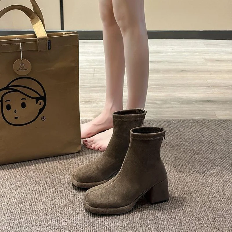 Женские замшевые ботильоны на высоком каблуке платформе