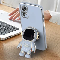 astronaut telescopic stand holder plating case for xiaomi 12 10 pro 11 9 10s ultra redmi note 10 11t 9 poco m4 pro phone case