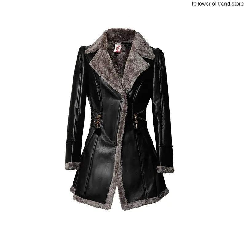 The long casual women's style in Tao leather coat and slim lambswool coat is too skinny.