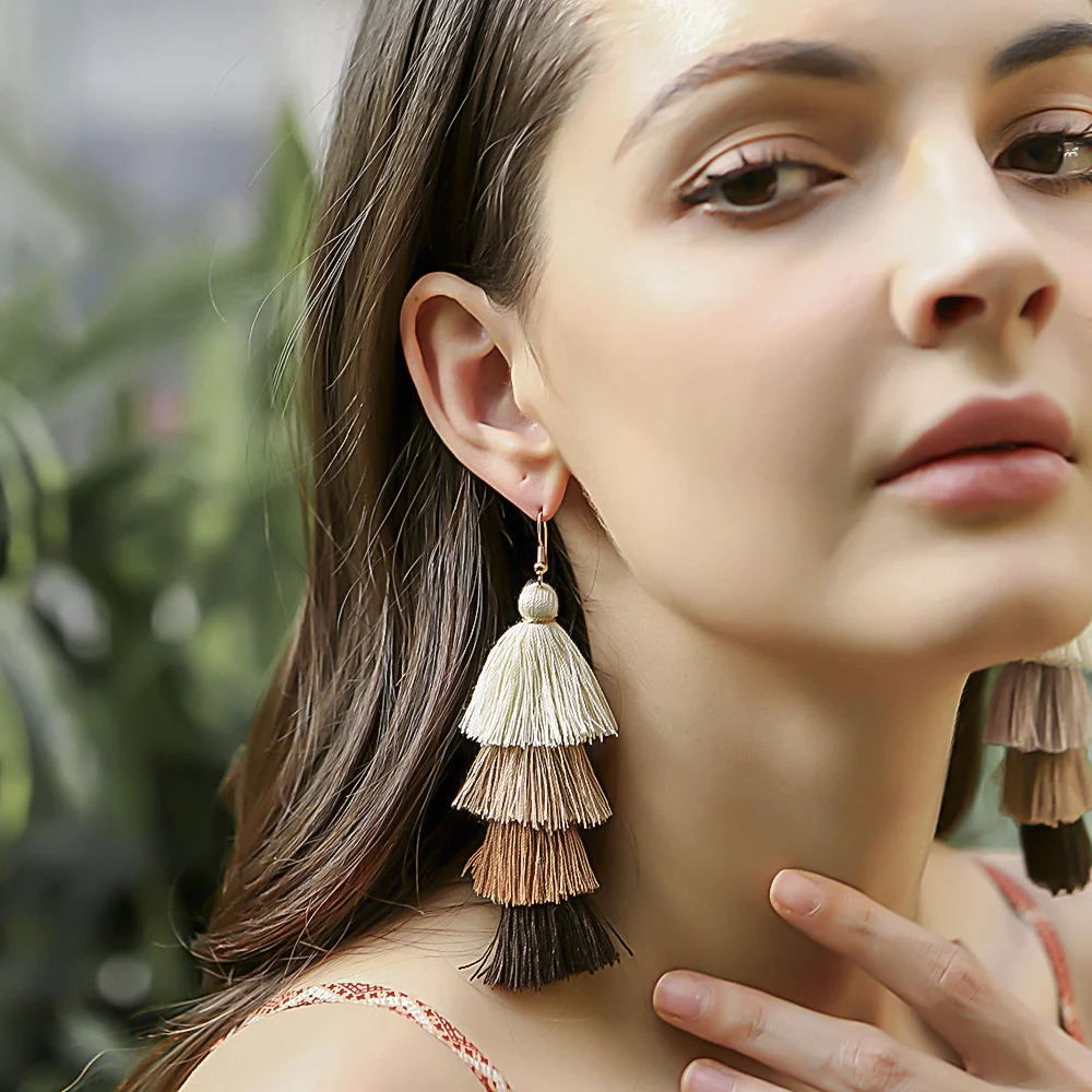 

Women's Color Matching Earring Drop Bohemian Ethnic Handmade Tassel String Dangle Earrings Gold Silver Hooks Fashion Ear Pendant