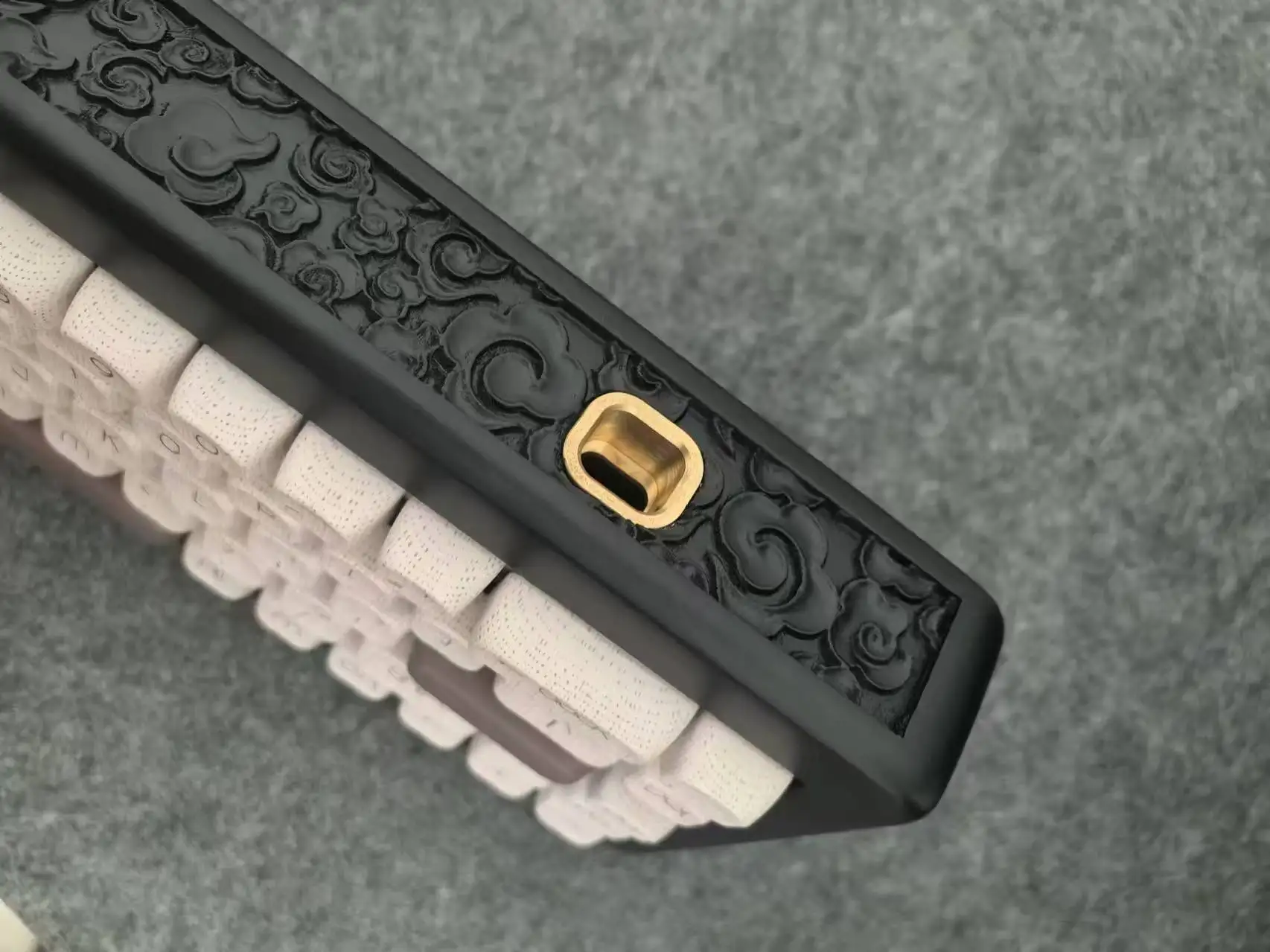 Комплект беспроводной клавиатуры из букового дерева Cirrus68 3 режима 68 клавиш