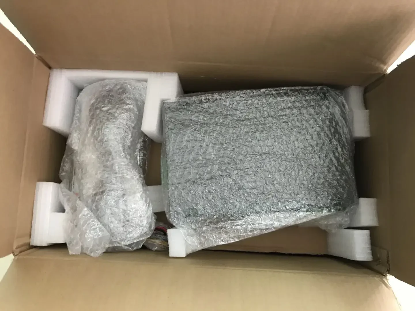 Новый технический дисплей lcvкрово18m6/lcvкрово18m7 гаитянский AK668 Q8 EJ080NA-05B 8 4 дюйма с