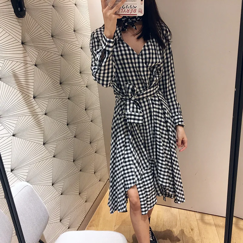 Fashion Woman Dress New Plaid Print Black White Dress Early Spring Summer Dress Long Sleeves Casual Dresses for Women